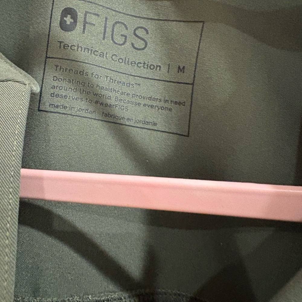 Figs Rafaela Scrub Top - Picture 3 of 3